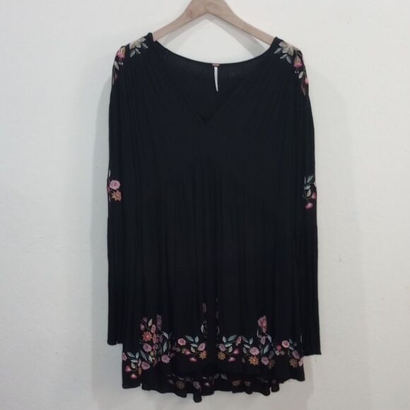 Free People Te Amo Black Embroidered Floral Boho Mini  Dress, Size M - Picture 9 of 16